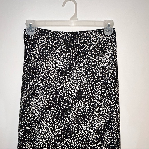 Max Studio Black and White Midi Skirt - Picture 2 of 3